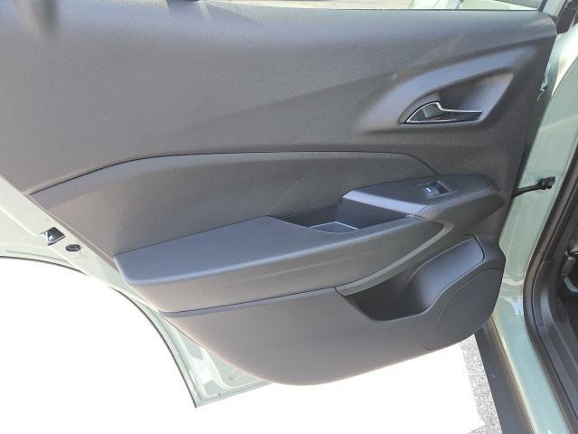 new 2025 Chevrolet Trax car, priced at $27,585