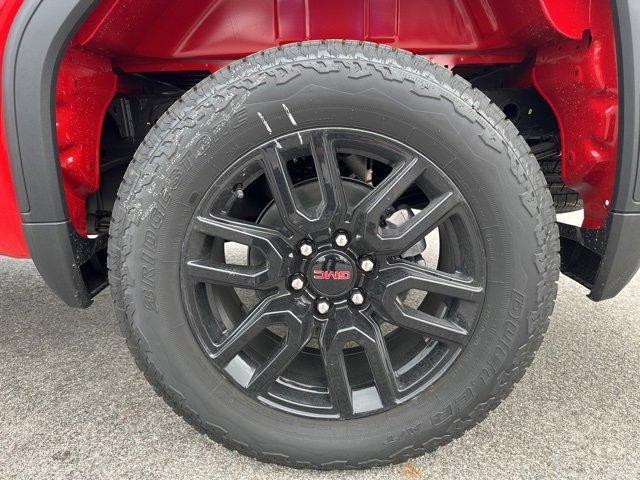 new 2025 GMC Sierra 1500 car, priced at $49,242
