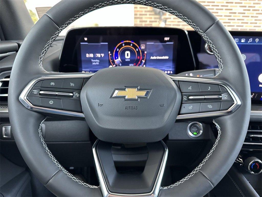 new 2026 Chevrolet Traverse car, priced at $43,920