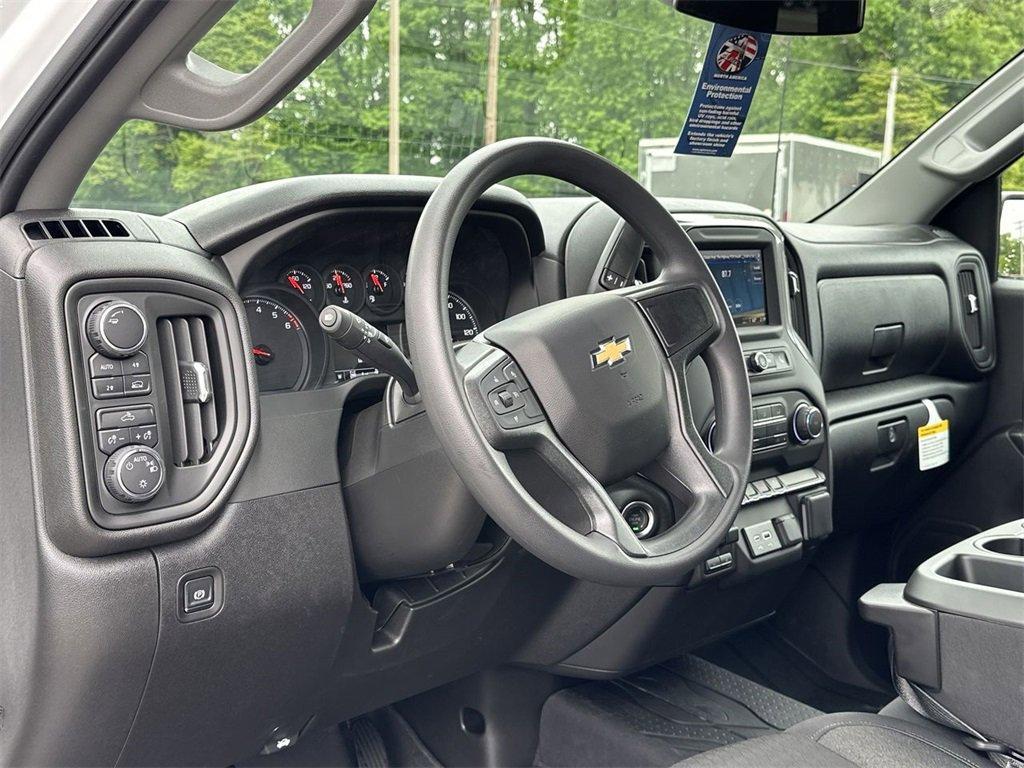 new 2025 Chevrolet Silverado 1500 car, priced at $43,569