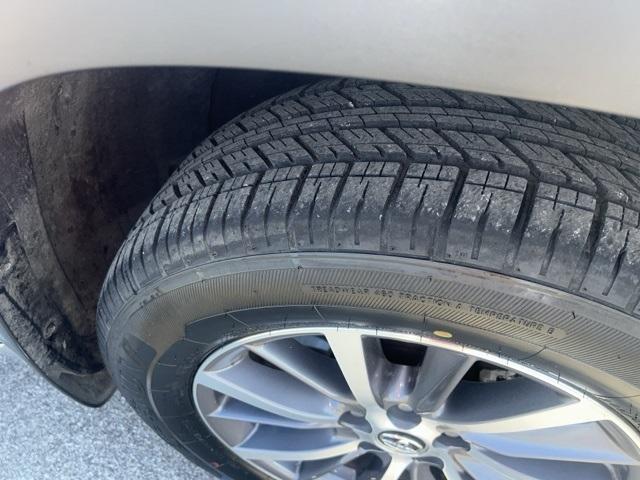 used 2018 Toyota Highlander car, priced at $21,995