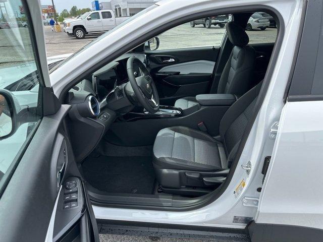 new 2025 Chevrolet Trax car, priced at $25,385