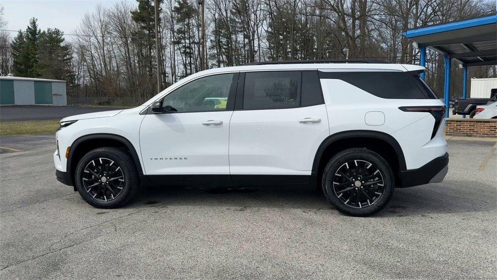 new 2025 Chevrolet Traverse car, priced at $44,595