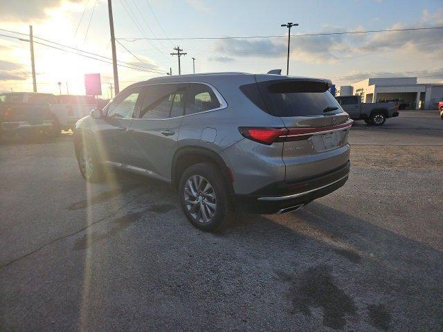 new 2025 Buick Enclave car, priced at $45,425