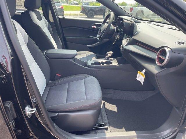 new 2025 Chevrolet Trax car, priced at $24,290