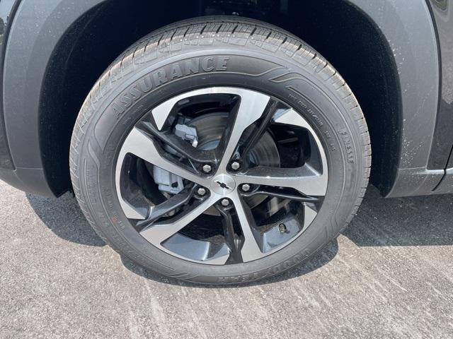 new 2025 Chevrolet Trax car, priced at $24,290