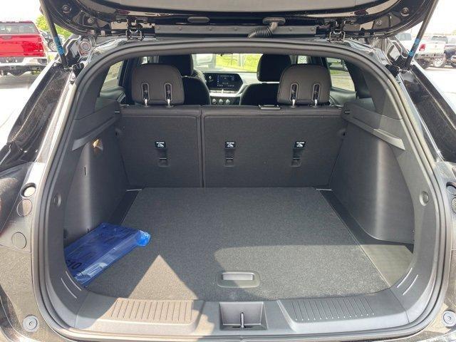 new 2025 Chevrolet Trax car, priced at $24,290