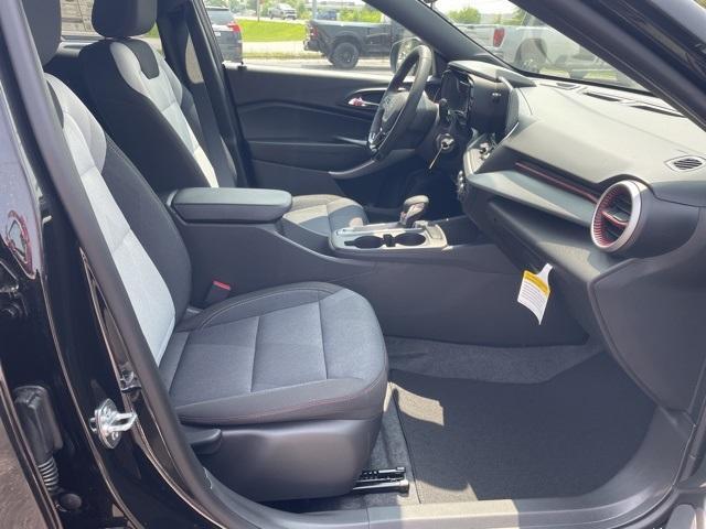 new 2025 Chevrolet Trax car, priced at $24,290