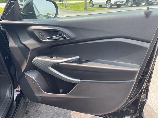 new 2025 Chevrolet Trax car, priced at $24,290