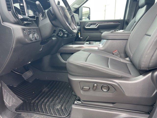new 2025 Chevrolet Silverado 2500 car, priced at $70,515