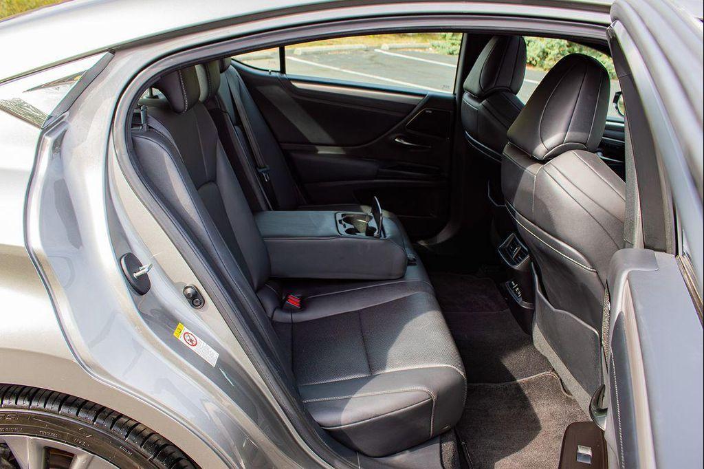 used 2019 Lexus ES 350 car, priced at $28,978