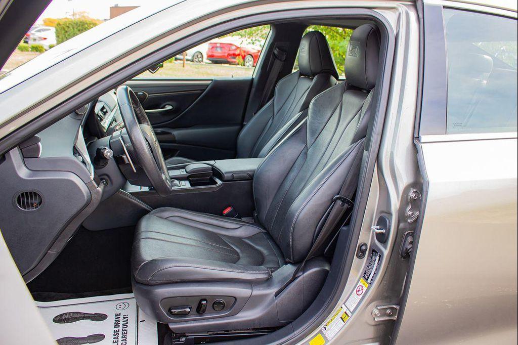 used 2019 Lexus ES 350 car, priced at $28,978