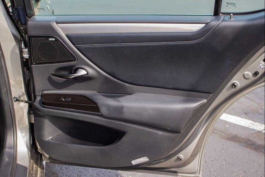 used 2019 Lexus ES 350 car, priced at $28,978