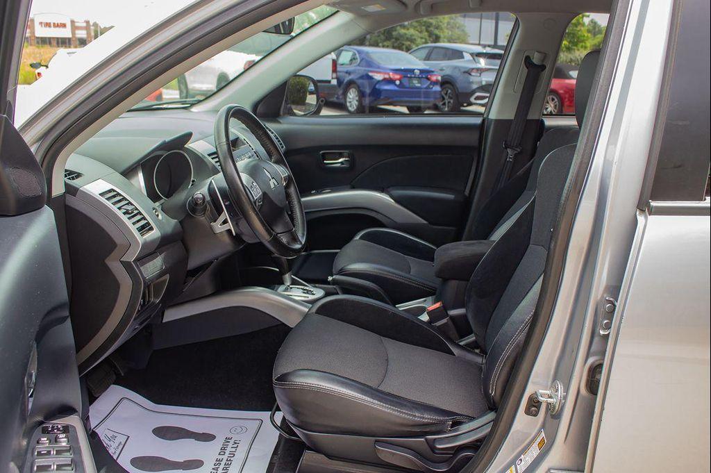 used 2012 Mitsubishi Outlander car, priced at $5,499