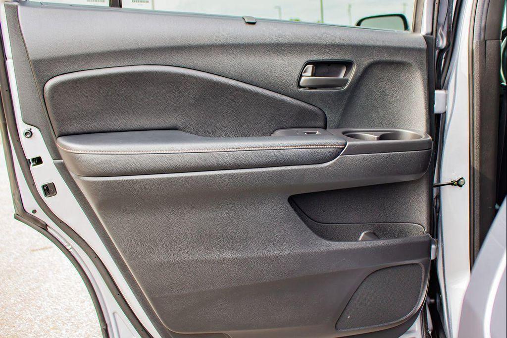 used 2022 Honda Passport car, priced at $32,615