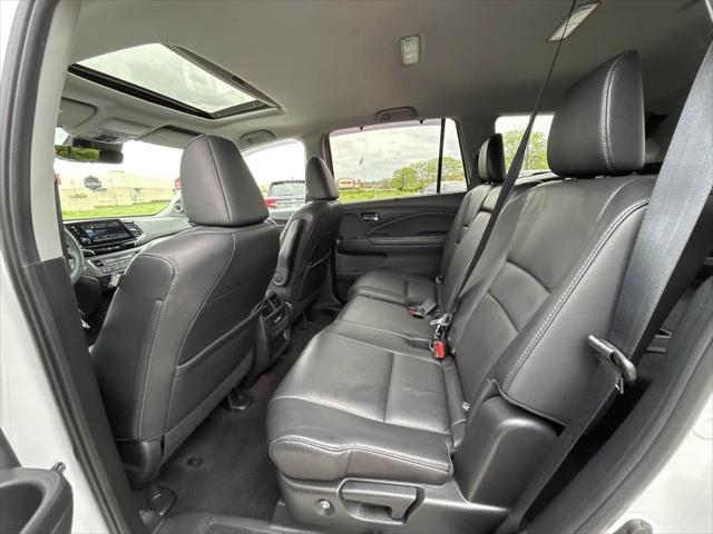 used 2021 Honda Pilot car, priced at $28,709