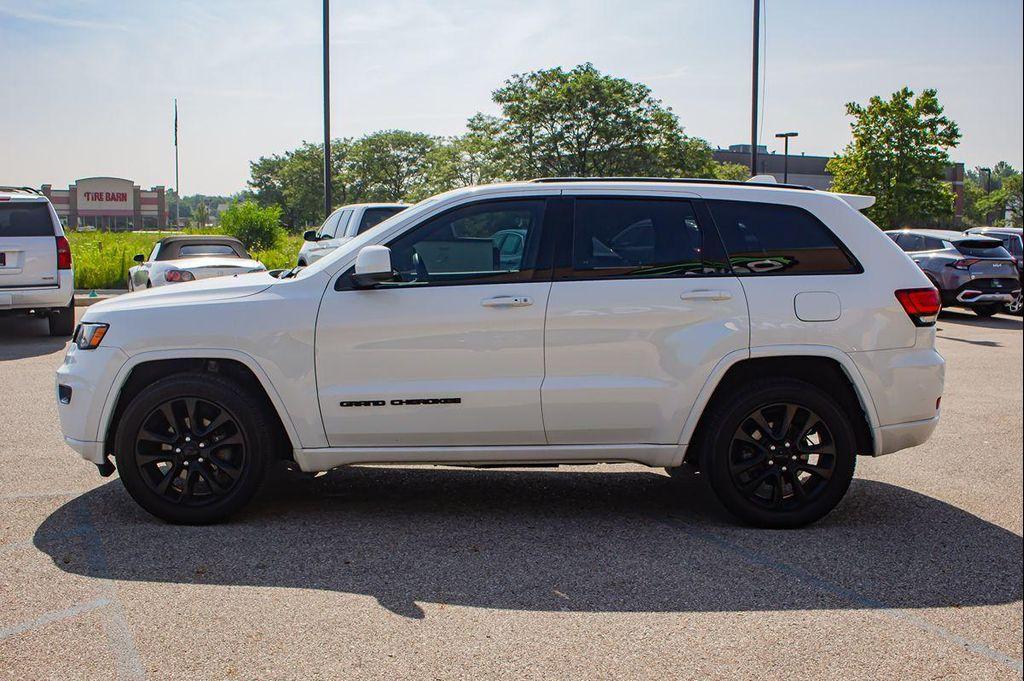 used 2017 Jeep Grand Cherokee car, priced at $16,940
