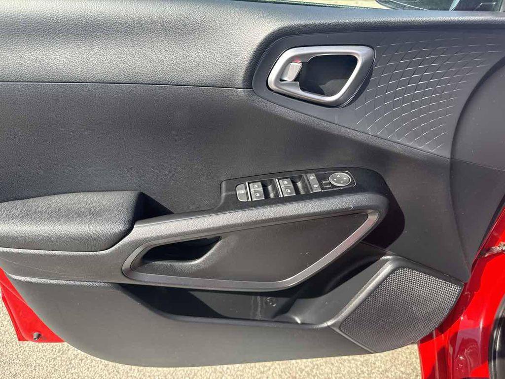 used 2020 Kia Soul car, priced at $13,996