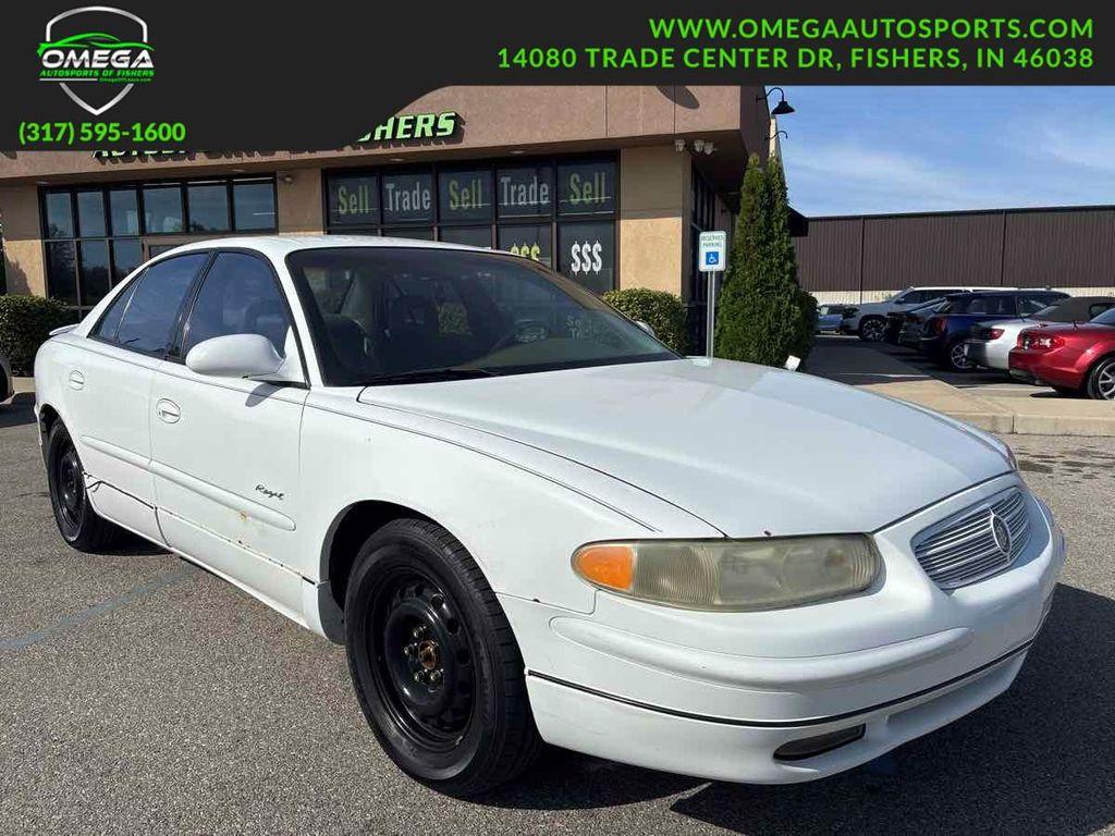 used 2000 Buick Regal car, priced at $2,000