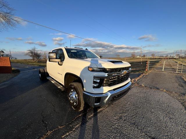 new 2025 Chevrolet Silverado 3500 car, priced at $65,000