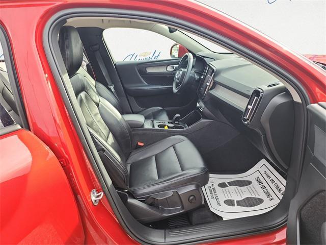used 2023 Volvo XC40 car, priced at $22,990