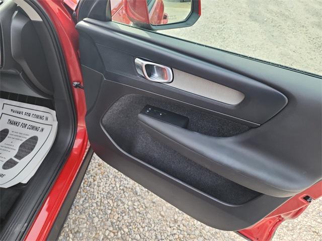 used 2023 Volvo XC40 car, priced at $22,990