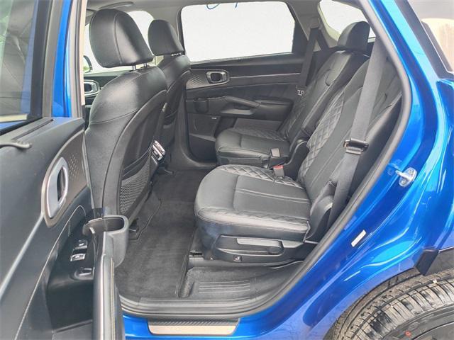used 2021 Kia Sorento car, priced at $30,500