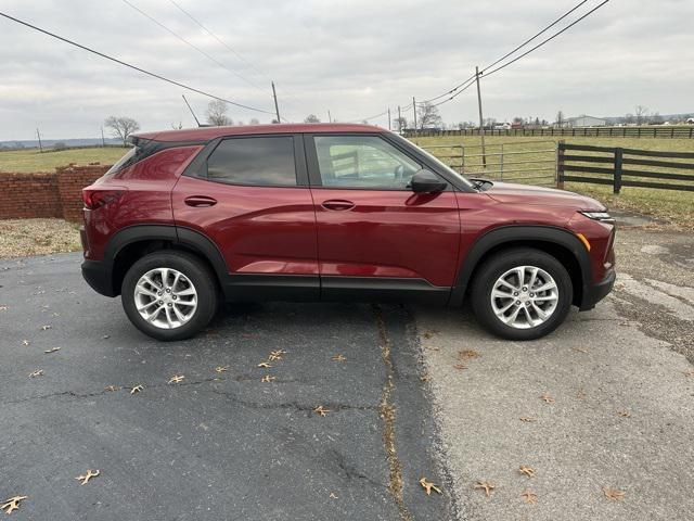 new 2025 Chevrolet TrailBlazer car, priced at $24,300