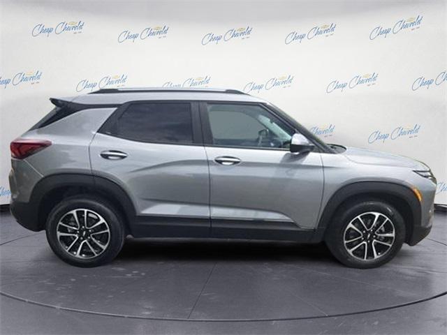 new 2025 Chevrolet TrailBlazer car, priced at $24,571