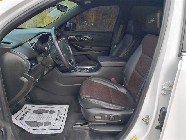 used 2022 Chevrolet Traverse car, priced at $32,692