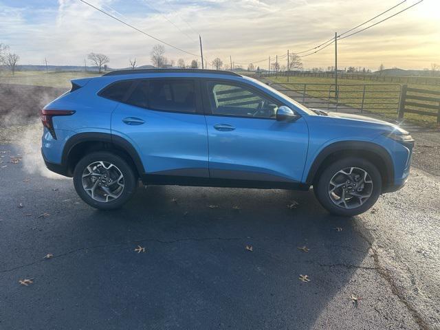 new 2025 Chevrolet Trax car, priced at $24,000