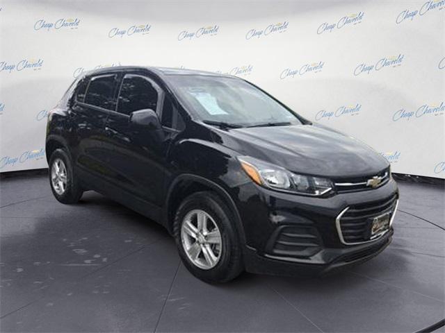 used 2022 Chevrolet Trax car, priced at $17,426