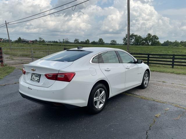 new 2024 Chevrolet Malibu car, priced at $21,800