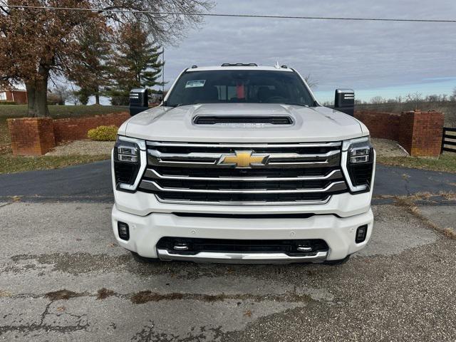 new 2025 Chevrolet Silverado 3500 car, priced at $77,000