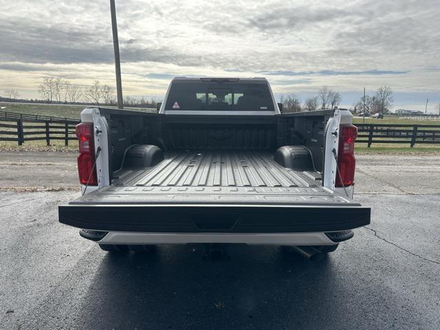 new 2025 Chevrolet Silverado 3500 car, priced at $77,000