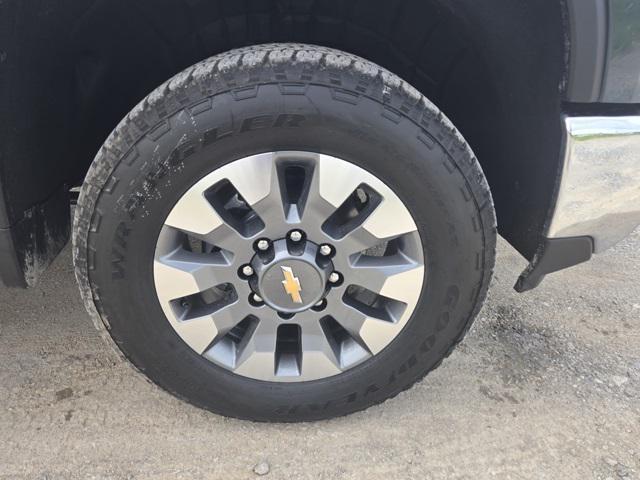 new 2025 Chevrolet Silverado 3500 car, priced at $73,000