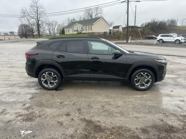 new 2025 Chevrolet Trax car, priced at $24,000