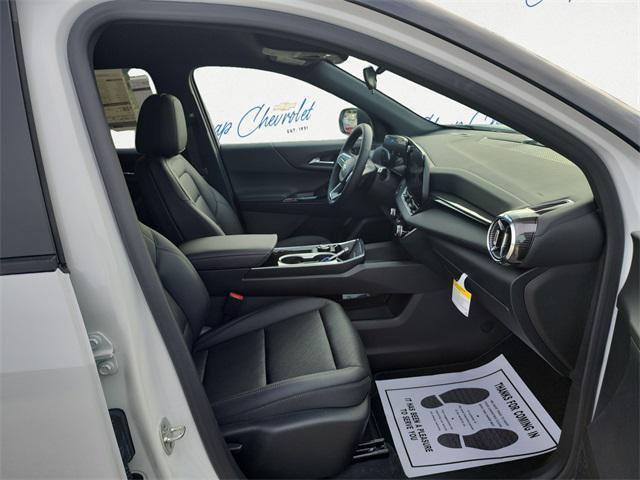 new 2026 Chevrolet Equinox car, priced at $33,300