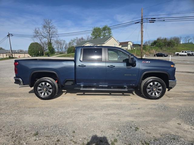 new 2025 Chevrolet Silverado 2500 car, priced at $71,000
