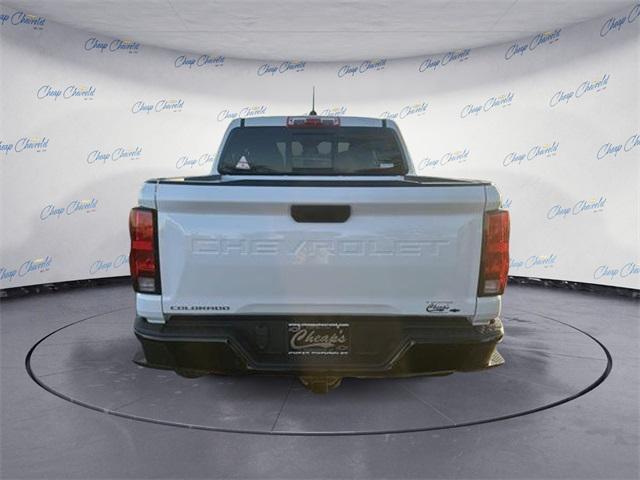 new 2025 Chevrolet Colorado car, priced at $32,000