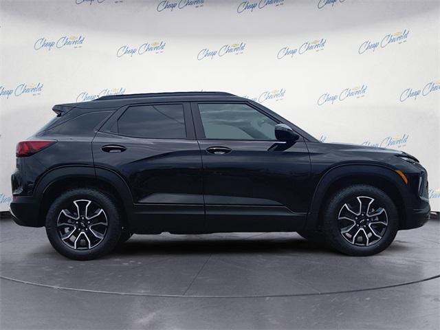 new 2026 Chevrolet TrailBlazer car, priced at $32,000