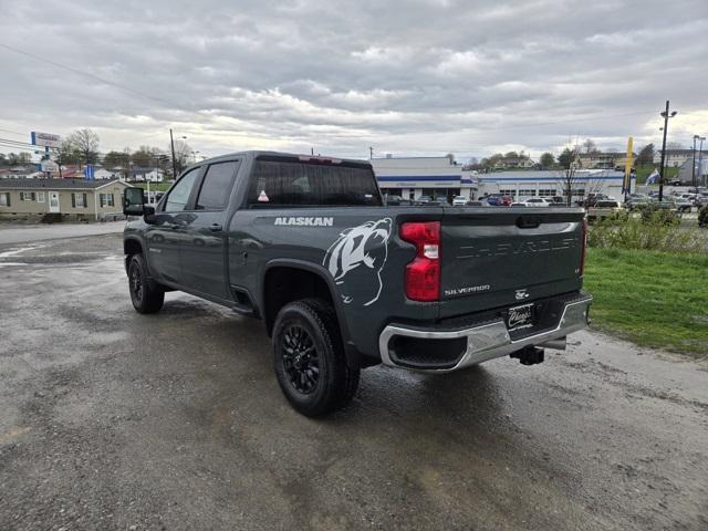 new 2025 Chevrolet Silverado 3500 car, priced at $70,000