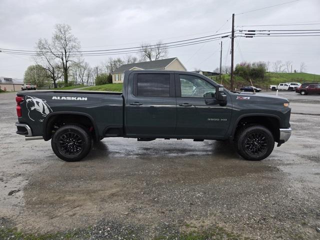 new 2025 Chevrolet Silverado 3500 car, priced at $70,000