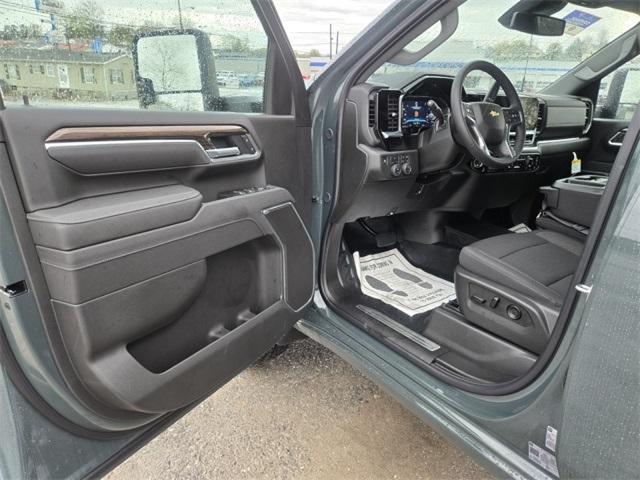 new 2025 Chevrolet Silverado 3500 car, priced at $70,000