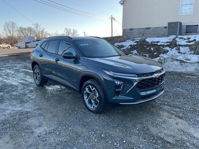 new 2025 Chevrolet Trax car, priced at $24,323