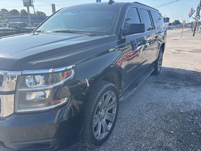 used 2015 Chevrolet Suburban car, priced at $15,000