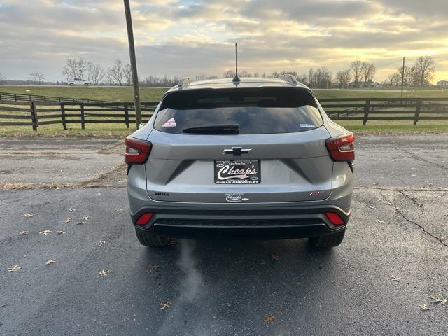 new 2025 Chevrolet Trax car, priced at $25,500