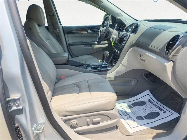 used 2015 Buick Enclave car, priced at $8,500