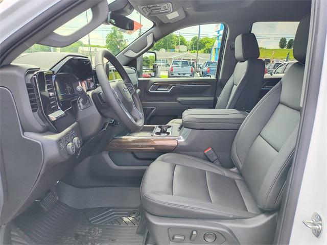 new 2025 Chevrolet Silverado 3500 car, priced at $76,193