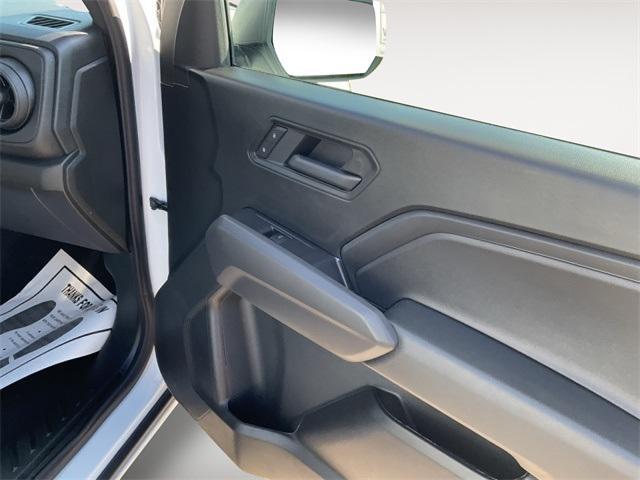 new 2025 Chevrolet Colorado car, priced at $32,000
